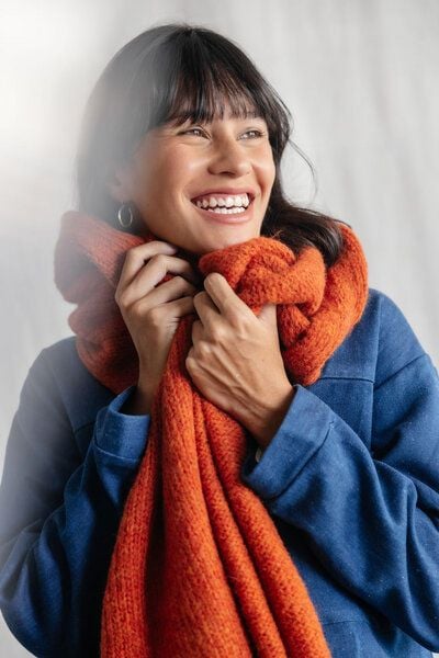 Jyoti - Fair Works Schal Tapabocas von Jyoti - Fair Works