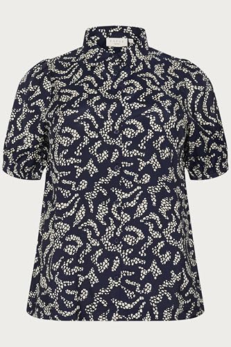 Kaffe Curve Damen Plus Size Women's Short Sleeves Buttons Regular Fit Printed Shirt, Midnight Marine Lace Print, 40 Größen von KAFFE CURVE