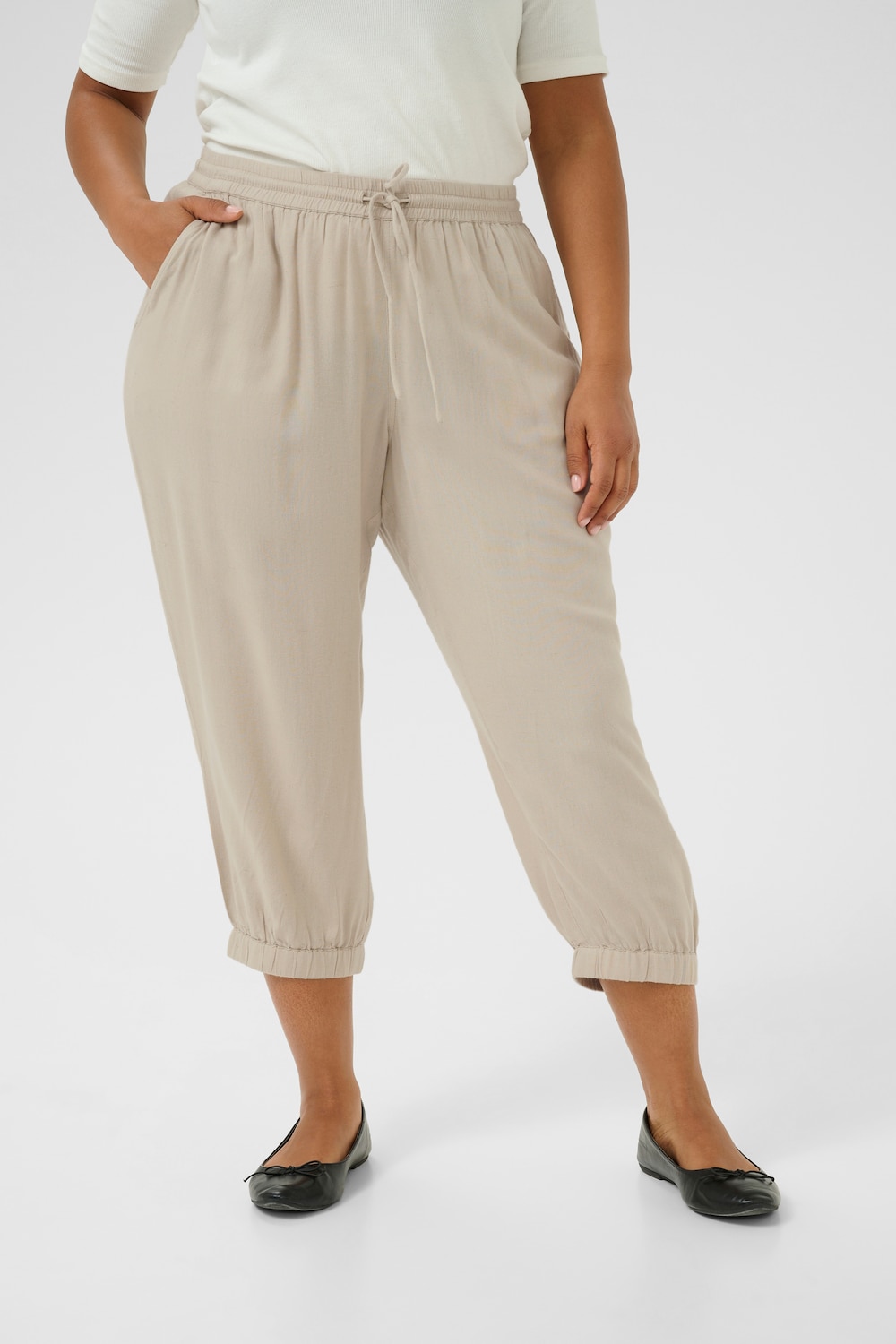 Große Größen Caprihose Regular fit, Damen, beige, Größe: 52, Viskose/Leinen, Happy Size DE Women von KAFFE Curve