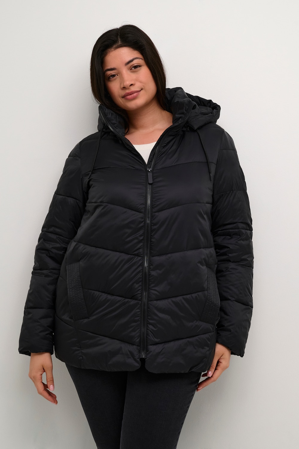 Große Größen Jacke Regular fit, Damen, schwarz, Größe: 46, Synthetische Fasern, Happy Size DE Women von KAFFE Curve