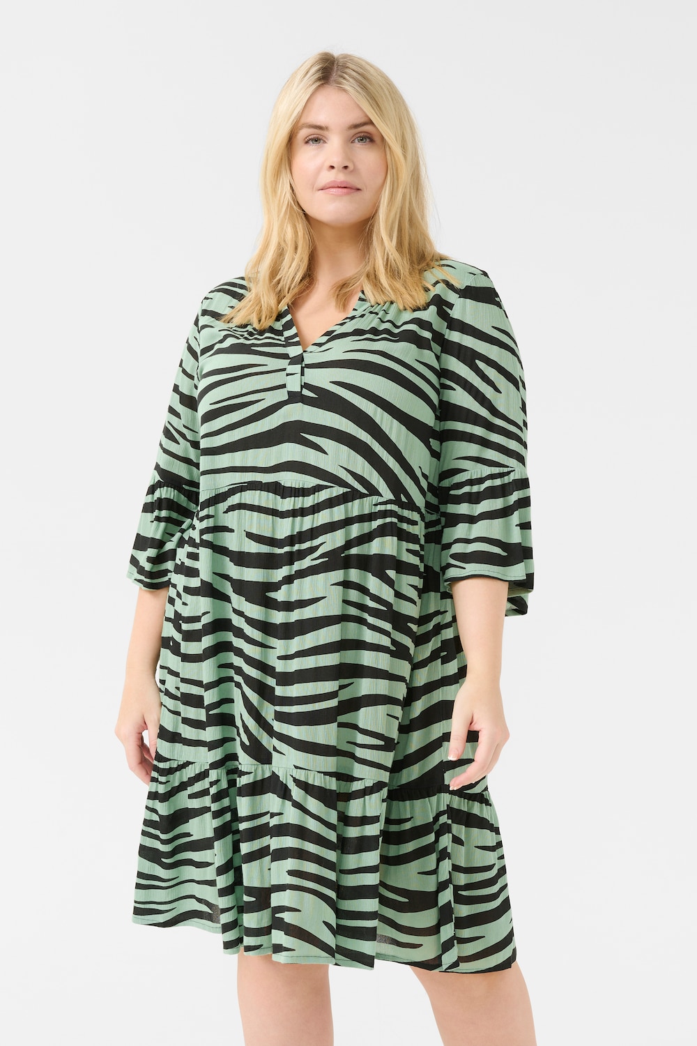 Große Größen Kleid A-shape, Damen, grün, Größe: 46, Viskose, Happy Size DE Women von KAFFE Curve