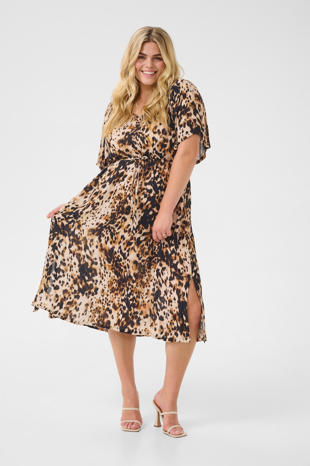 Große Größen Kleid A-shape, Damen, rot, Größe: 48, Viskose, Happy Size DE Women von KAFFE Curve