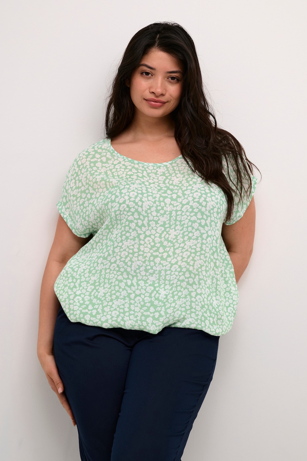 Große Größen Kurzarm-Bluse Loose fit, Damen, grün, Größe: 54, Viskose, Happy Size DE Women Große Größen Kurzarm-Bluse Loose fit, Damen, grün, Größe: 54, Viskose, Happy Size DE Women von KAFFE Curve