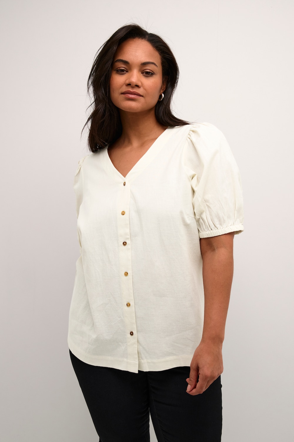 Große Größen Kurzarm-Bluse Regular fit, Damen, beige, Größe: 44, Baumwolle/Leinen, Happy Size DE Women von KAFFE Curve