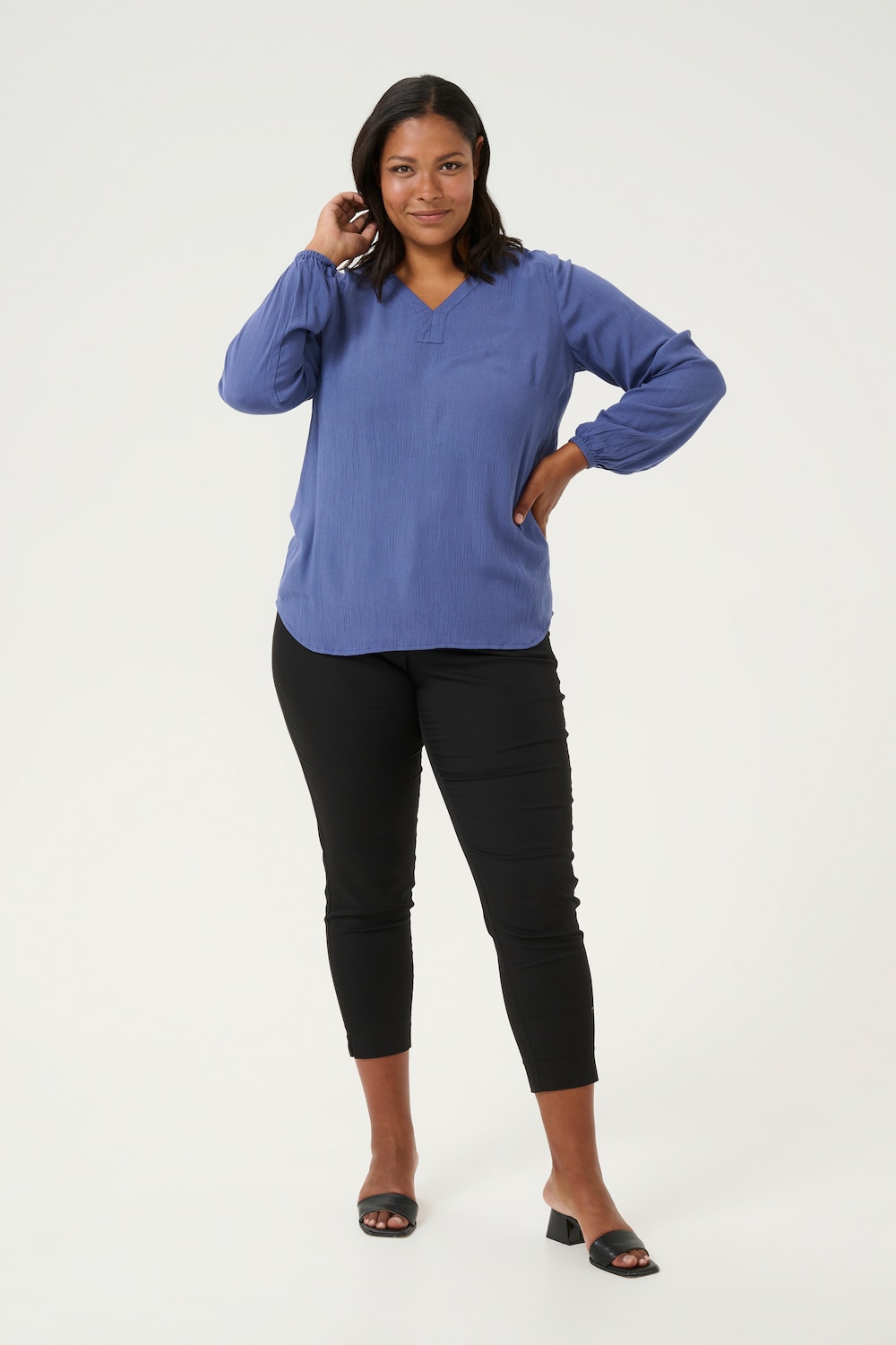 Große Größen Langarm-Bluse Regular fit, Damen, blau, Größe: 44, Viskose, Happy Size DE Women von KAFFE Curve