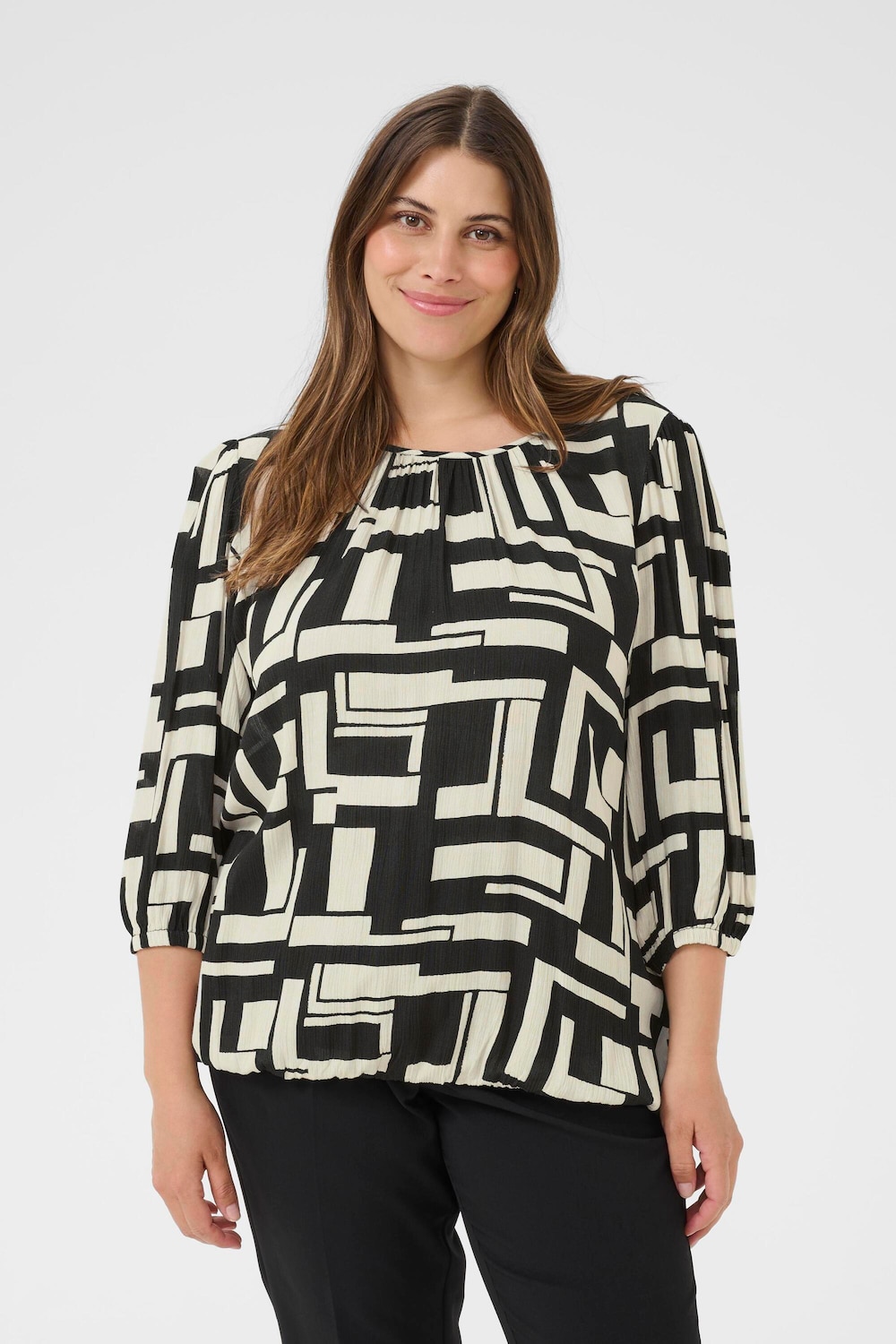 Große Größen Langarm-Bluse Regular fit, Damen, schwarz, Größe: 44, Viskose, Happy Size DE Women Große Größen Langarm-Bluse Regular fit, Damen, schwarz, Größe: 44, Viskose, Happy Size DE Women von KAFFE Curve