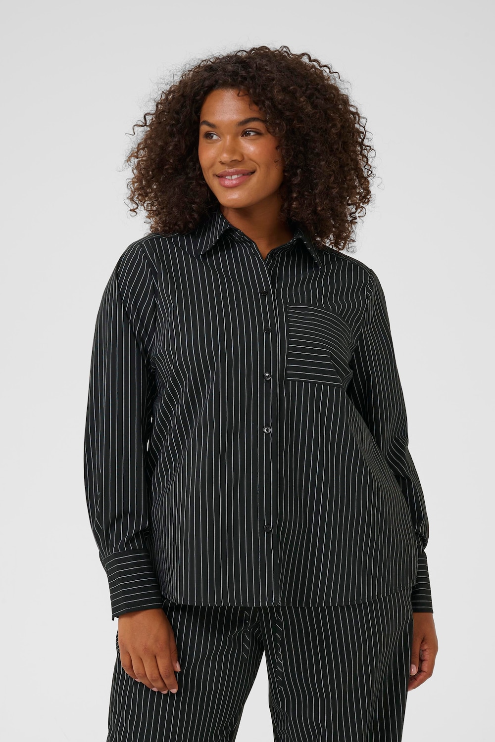 Große Größen Langarm - Hemd Loose fit, Damen, braun, Größe: 50, Polyester/Synthetische Fasern/Viskose, Happy Size DE Women von KAFFE Curve