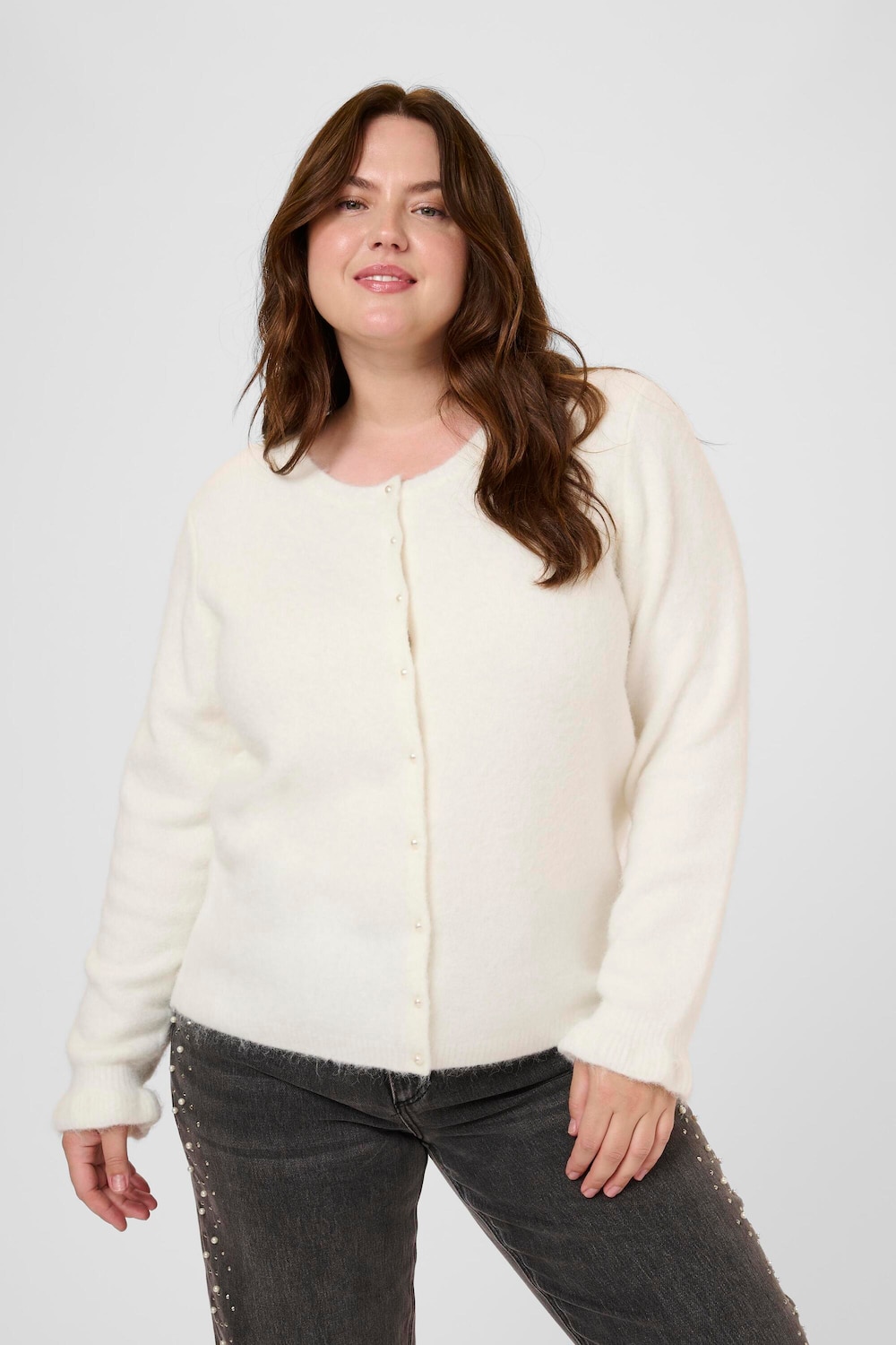 Große Größen Strickjacke Regular fit, Damen, weiß, Größe: XXL, Synthetische Fasern/Polyester, Happy Size DE Women Große Größen Strickjacke Regular fit, Damen, weiß, Größe: XXL, Synthetische Fasern/Polyester, Happy Size DE Women von KAFFE Curve