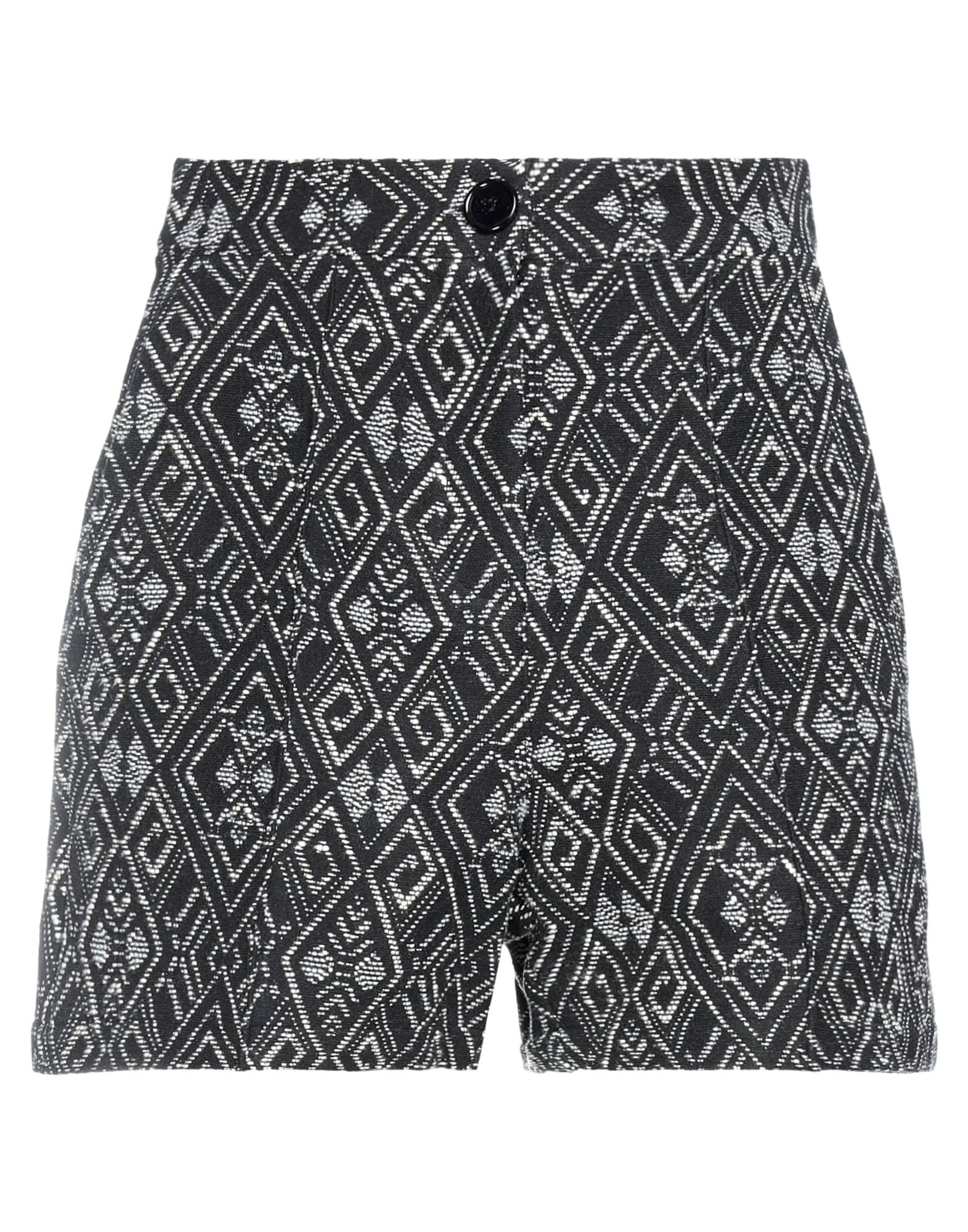 KAOS Shorts & Bermudashorts Damen Schwarz von KAOS