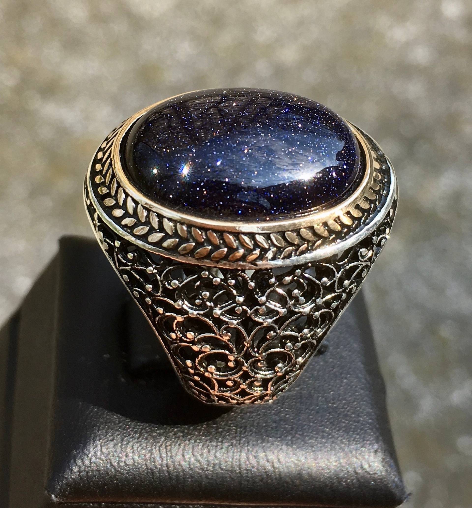 Sterling Silber Herren Ring Blau Aventurin Starstone Handwerker Handgefertigten Schmuck von KARAT35