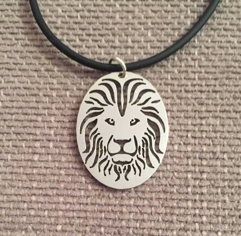 Aufgehender Löwe, Löwe-Horoskop-Medaillon, Horoskop-Schmuck, Löwe-Löwe-Horoskop, Eine Nation Wie Ein Löwe Wird Aufsteigen - Am Kilavi Yakum von KARLshopPendants