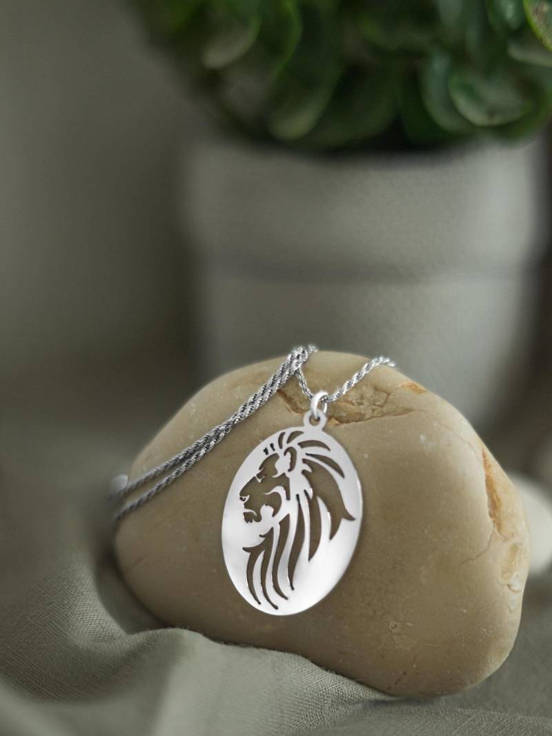 Aufgehender Löwe, Löwe Horoskop Medaillon, Schmuck, Sternzeichen Halskette, Tier Anhänger, Horoskop, Am Kilavi Yakum von KARLshopPendants