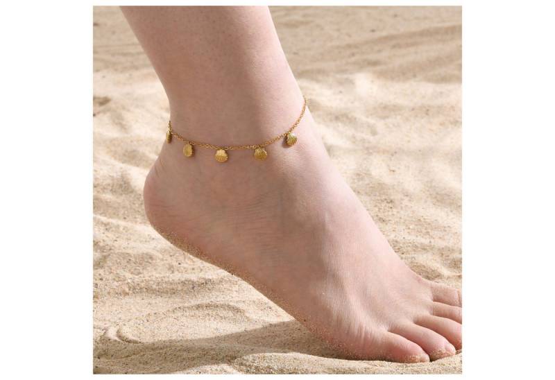 KARMA Fußkette Fußkettchen Muscheln Gold 19 cm modern filigran (Edelstahlfußkette, Strand Abendmode Accessoires), Edelstahl vergoldet Fußschmuck Urlaub von KARMA