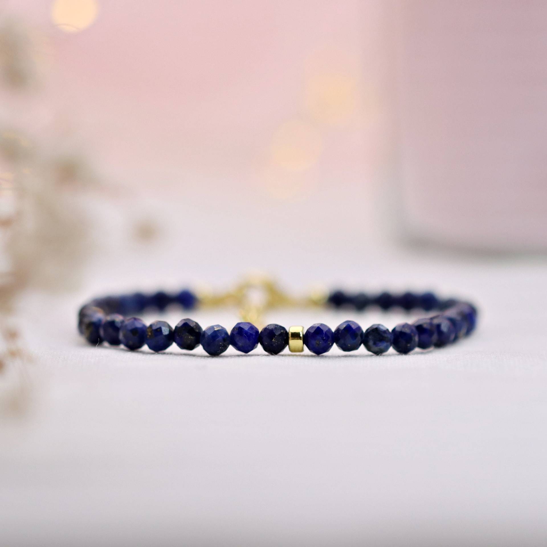 Filigranes Armband Aus Lapislazuli Beh., Verstellbar von KARYSMADeutschland