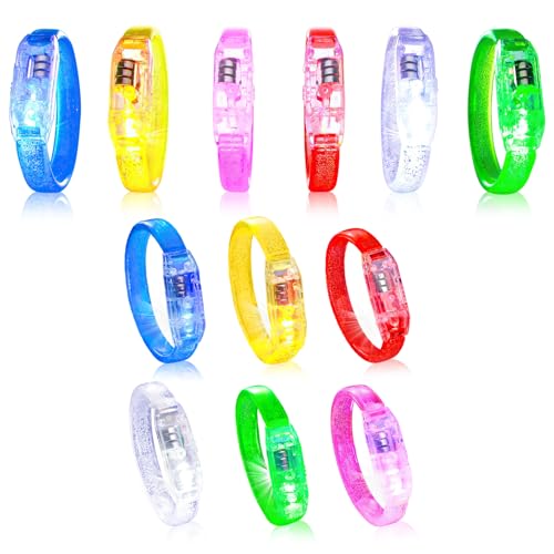 LED Leuchtarmbänder für Kinder, 12 Stück Blinkende Armbänder in der Dunkelheit, Leuchtarmband Kinder Erwachsene LED Armband, Bunt Leuchtenden Armbänder für Geburtstag Party Weihnachten Graduierung von KATELUO