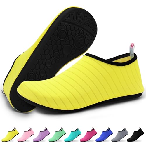 KATLKIU Wasserschuhe Unisex Schnell Trocknend Schwimmschuhe Leicht Bequem Strandschuhe für Herren Damen Rutschfeste Sohle Schwimmen Surfen Gehen, gelb, 40/42 EU von KATLKIU