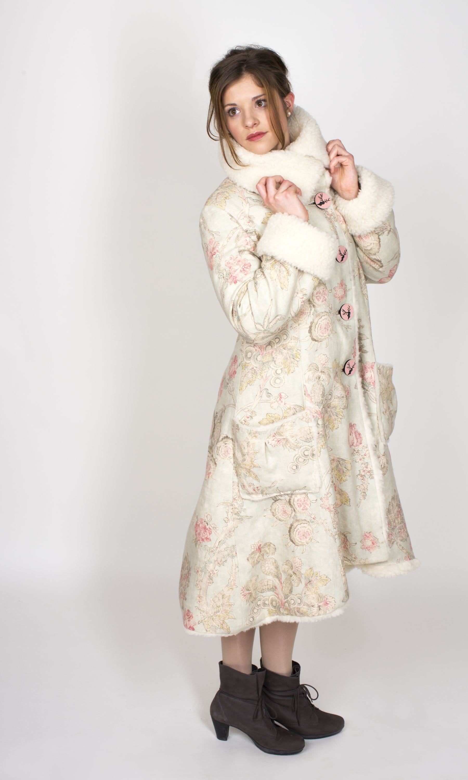 Märchenmantel, Wintermantel, Damenmantel, Mantel, Designermantel, Naturbelassen, Öko, Handgefertigt von KATRINBENDICK