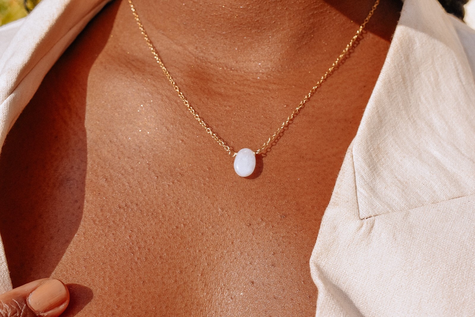 Blaue Spitzenachatkette Blaue Spitzenachatkette von KAUKABjewelry