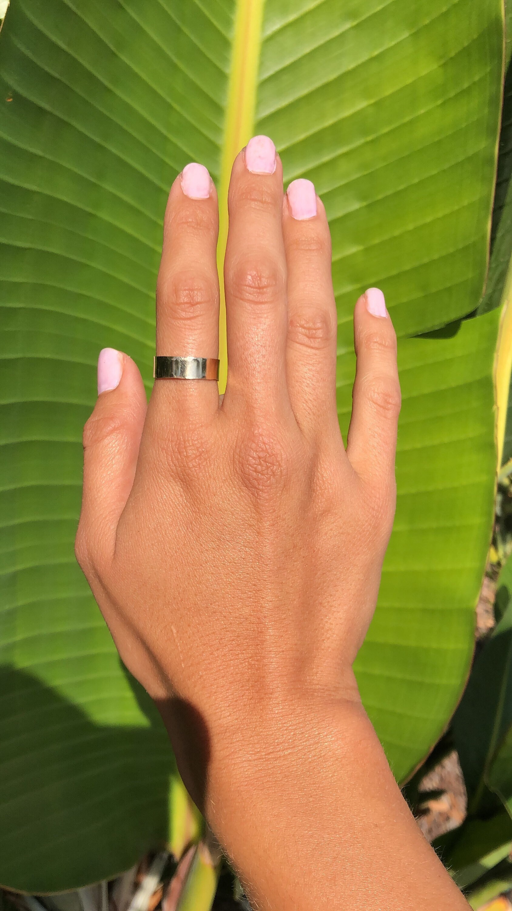 Breiter Goldbandring, 14K Gold-statementring Für Frauen, Dicker Einstellbarer Gold Gefüllter Ring, Handgemachter Gehämmerter Trendy Goldring Breiter Goldbandring, 14K Gold-statementring Für Frauen, Dicker Einstellbarer Gold Gefüllter Ring, Handgemachter Gehämmerter Trendy Goldring von KAUKABjewelry