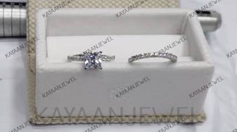 2.30Ct Weiße Prinzessin Diamant Verlobungsring Set in 925 Sterling Silber, Solitär Akzent Ring, Brautring Set, Ehering von KAYAANJEWEL