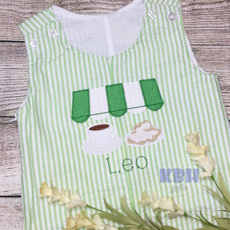 Besticktes Seersucker Beignet Jon Shirt Jonjon von KBHgifts