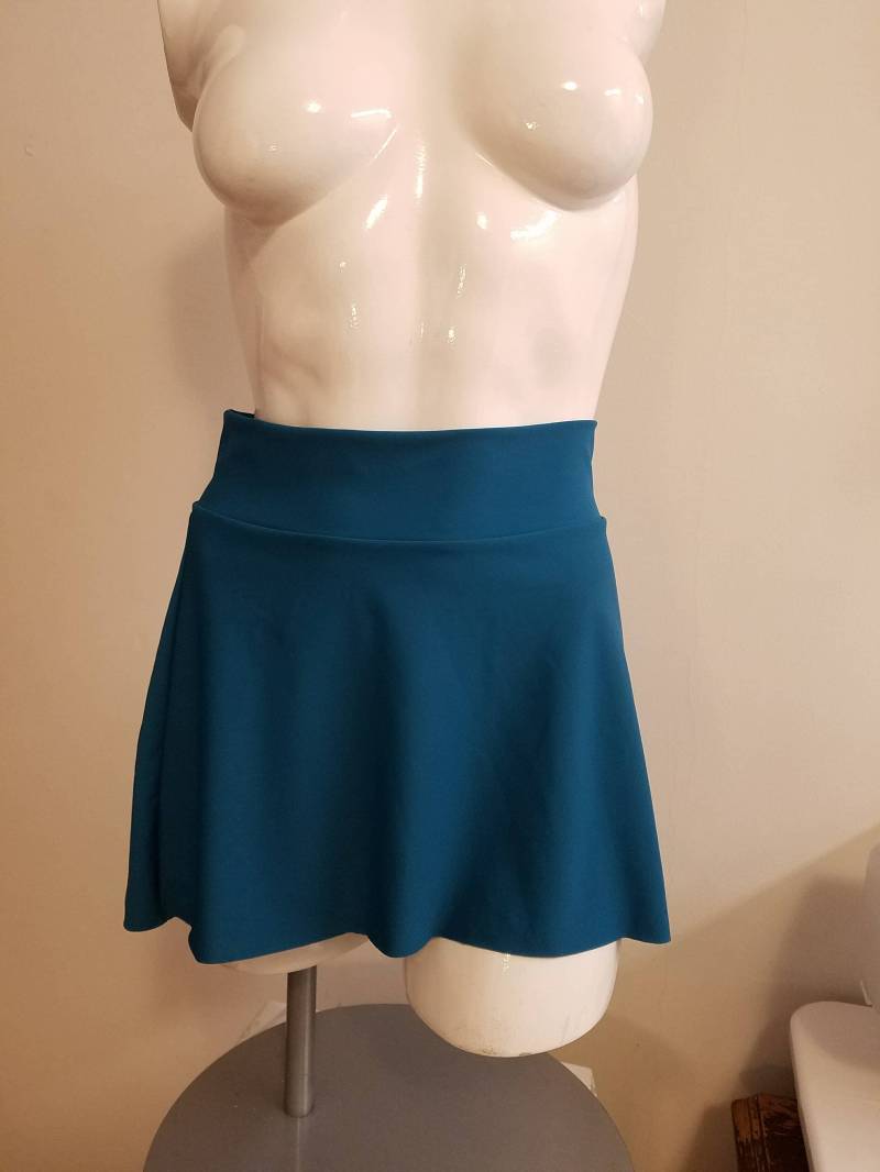 Made To Order - Rock Mit Baske Überschlag & Rückenfalte von KBLDesigns