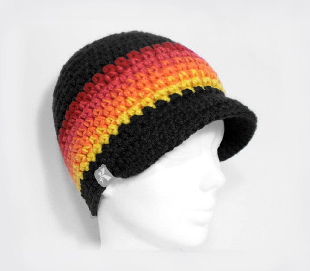 Peaked Beanie - Schwarz & Feuer Verblassen Häkeln Winter Peak Newsboy Hut Snowboard Ski Surf Skate von KBeanies