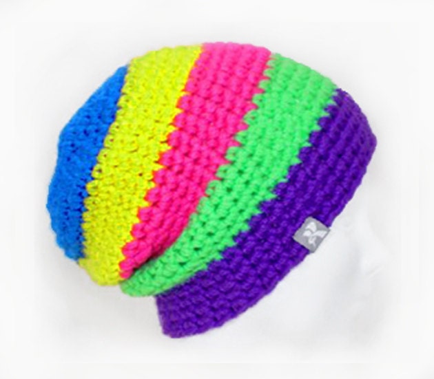 Slouchy Floppy Beanie - Hot Neon Pink, Grün, Blau & Lila Warme Gehäkelte Winter Mütze Snowboard Ski Surf Skate von KBeanies