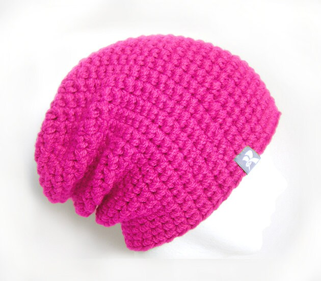 Slouchy Floppy Beanie - Hot Neon Pink Warm Gehäkelte Wintermütze Snowboard Ski Surf Skate von KBeanies