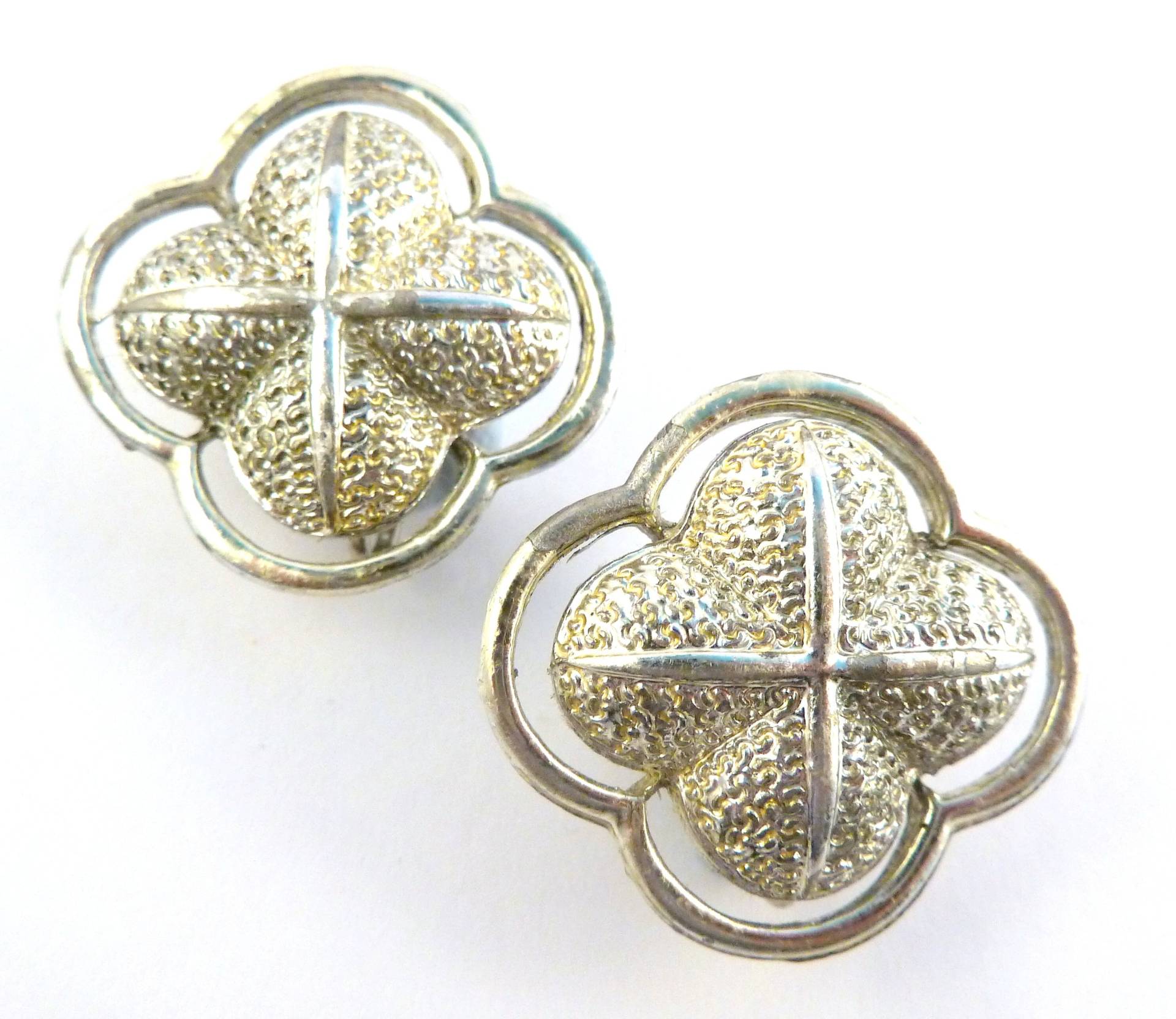 Vintage Coro Ohrringe, Designer Quatrefoil Kreuz Clip Ons, 60Er Jahre Schmuck von KCAVintageGems