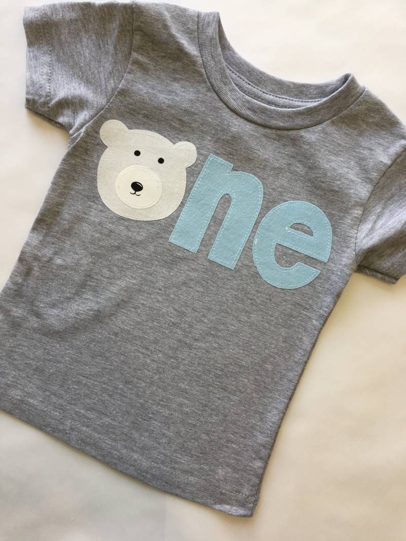 Winter Onederland Eisbär Geburtstag Shirt. Wild Ein, Wilde Abenteuer. Ersten Shirt Mit Bär Ein. One. Jede Zahl, Alter von KCDesignsCoShop