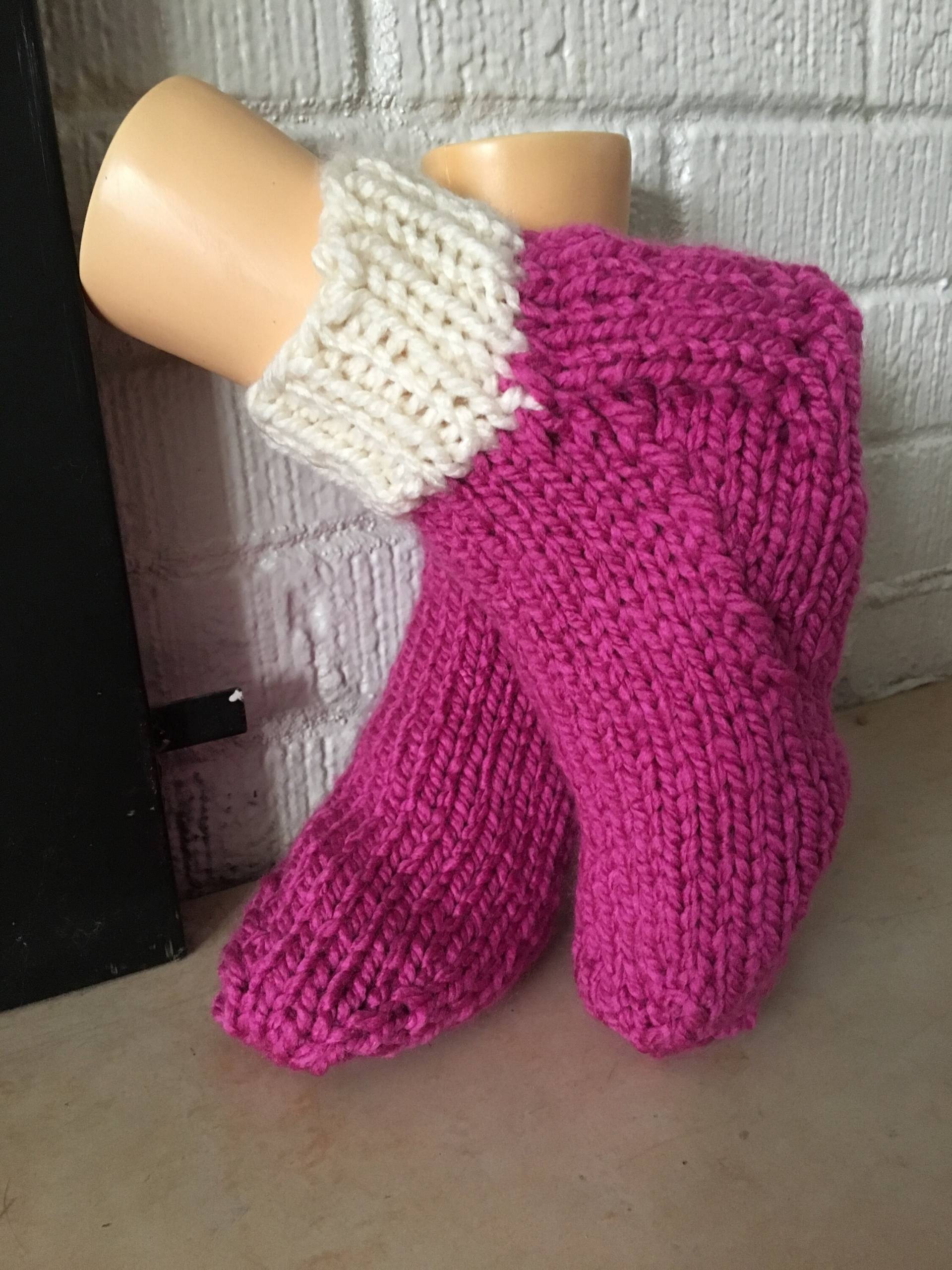 Pantoffel Socken, Handgestrickt, Größe L von KCNdesigns