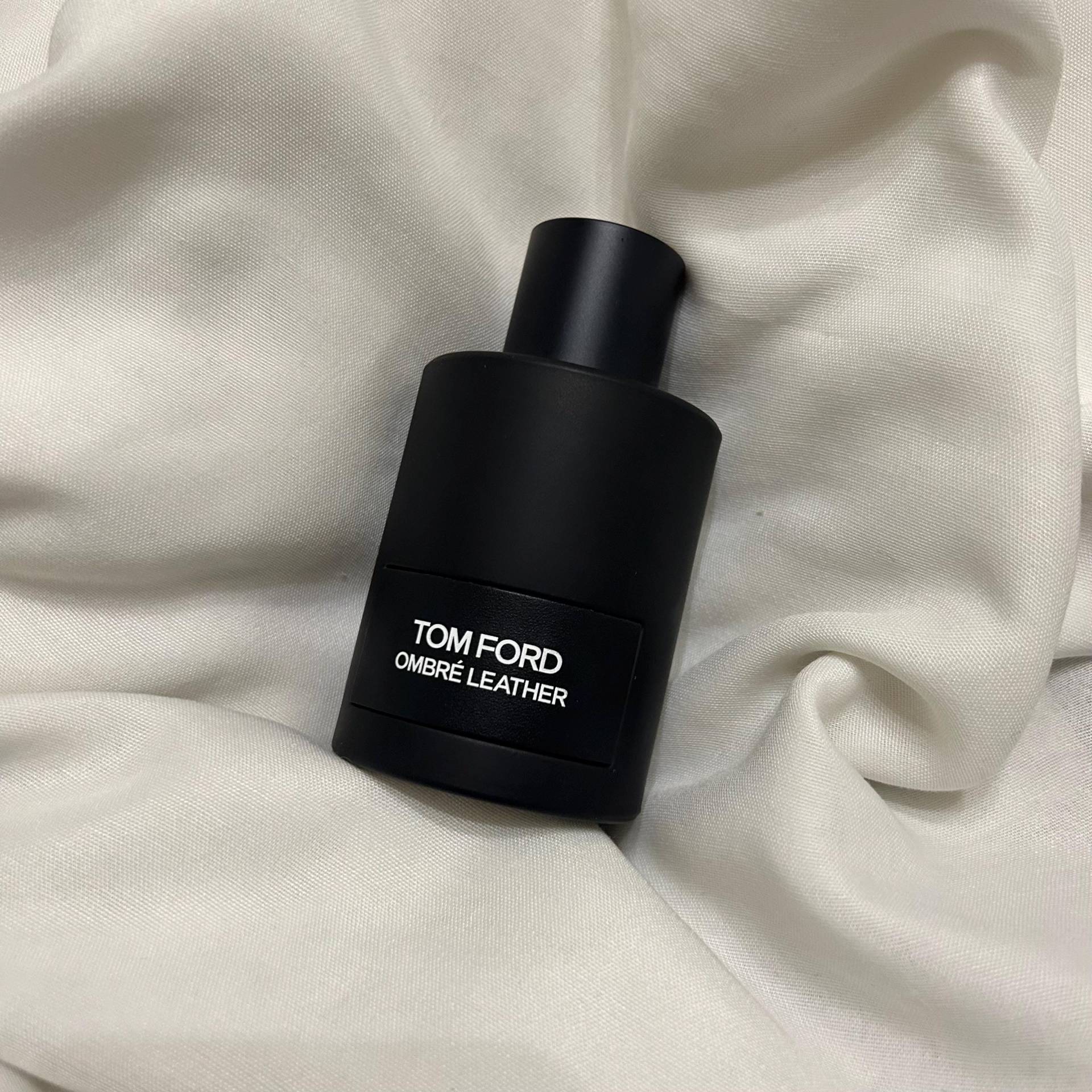 Tom Ford - Ombré Leather | Eau De Parfum Probe/Abfüllung Luxus Parfum Original Perfume Duftprobe | 2Ml, 5Ml Und 10Ml Tom Ford - Ombré Leather | Eau De Parfum Probe/Abfüllung Luxus Parfum Original Perfume Duftprobe | 2Ml, 5Ml Und 10Ml von KCsamplesDE