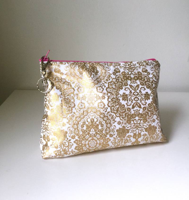 Make-Up-Kosmetiktasche/Kulturbeutel Brautjungfer Partygeschenk Weihnachtsgeschenke Personalisierte Geschenke Brautpartyzubehör Kosmetiktasche Make-Up-Kosmetiktasche/Kulturbeutel Brautjungfer Partygeschenk Weihnachtsgeschenke Personalisierte Geschenke Brautpartyzubehör Kosmetiktasche von KDBoutique17