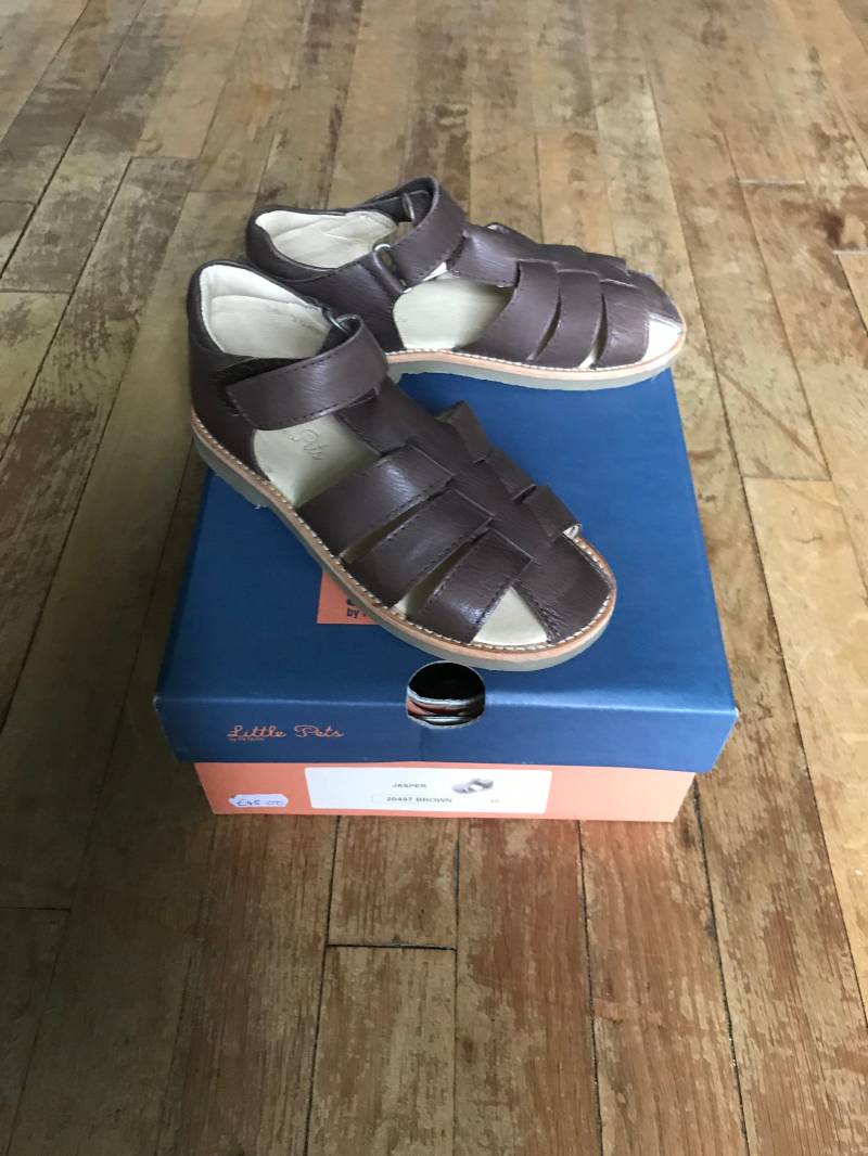 Petasil Braun Jaspis Sandale von KDGinger