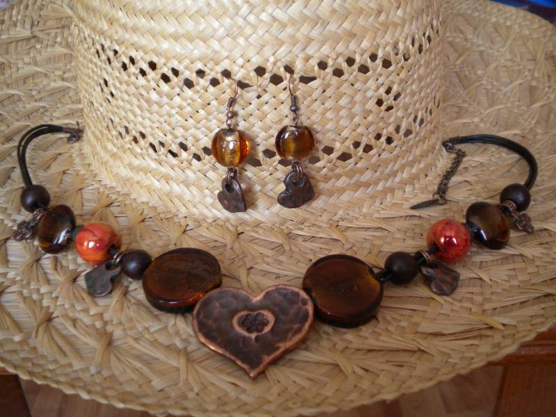 Kupfer Herz Glasierte Keramik Glasperlen Leder Halskette Und Ohrringe Set Kupfer Herz Glasierte Keramik Glasperlen Leder Halskette Und Ohrringe Set von KDivineJewelry