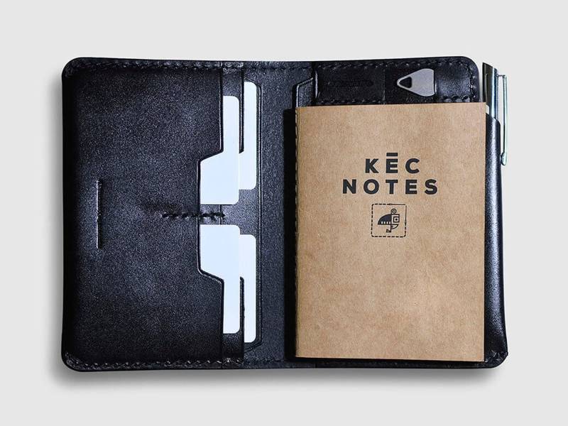 Note Passport Cover, Personalisierte Handgenähte Passport Lederhülle. Reisepasshülle. Pflanzlich Gegerbtes Leder von KECleathershop