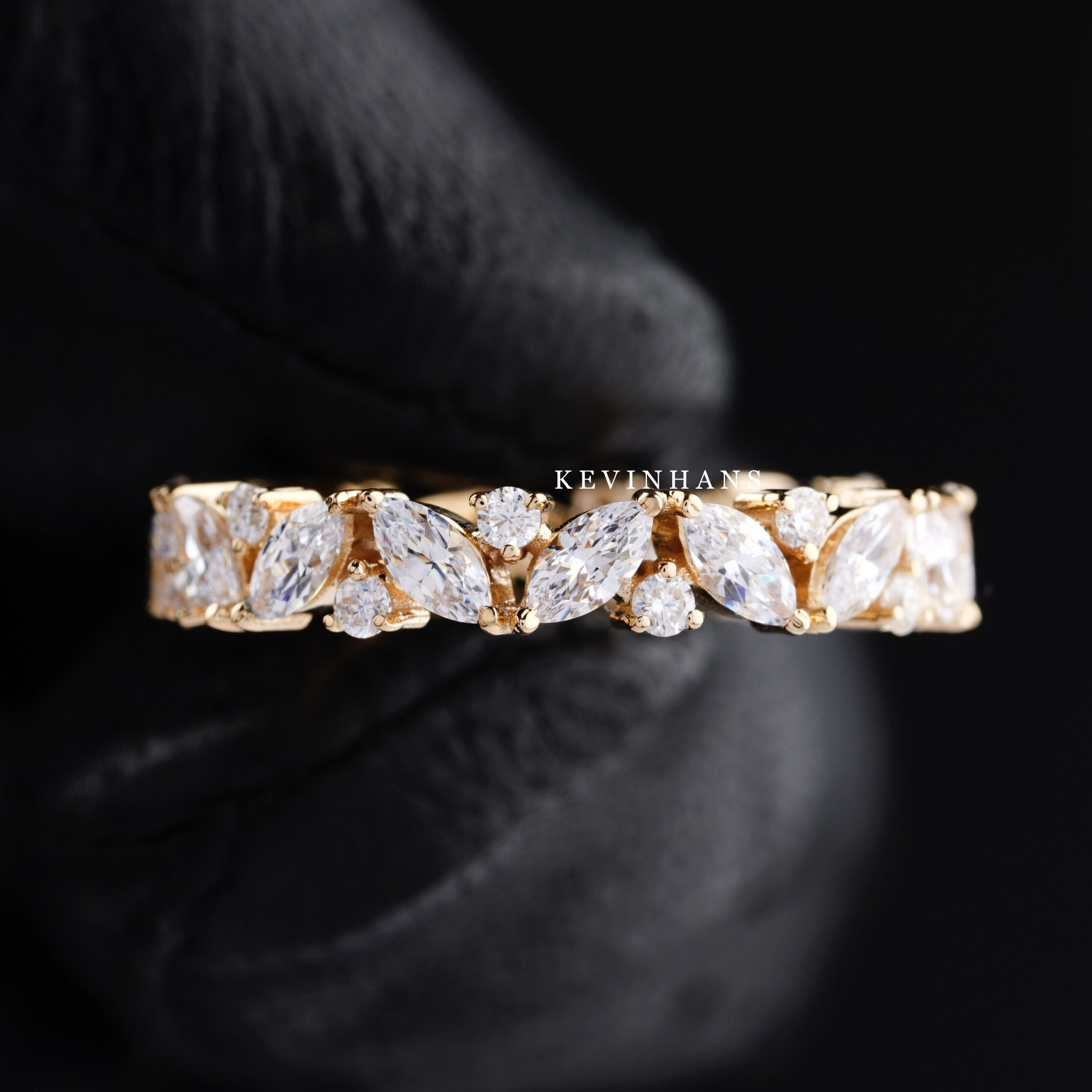 Marquise Diamant Ehering, 14K Solid Rose Gold Wechseln Runde Moissanite Eternity Band Stapelbar Ehering Für Frauen von KEVINHANSstore