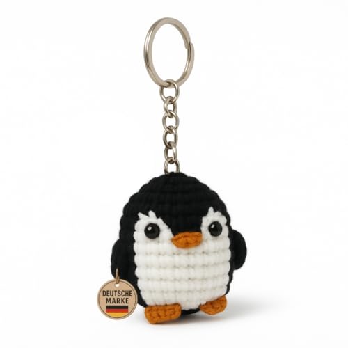 KEYSPACE Schlüsselanhänger Pinguin Paul - gehäkelter Pinguin - niedliches Pinguin Geschenk für Freundin - Penguin - Pinguine - besondere Geschenke für Frauen - besonderes Geschenk Liebespaar von KEYSPACE