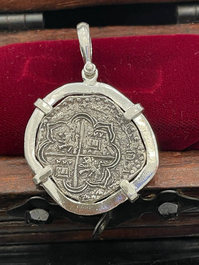 Atocha Schiffwrack Schatz Mel Fisher Massiv Silber Münze Anhänger. Handgefertigt Aus Silberstäben Und Es Wird Mit Dem Zertifikat von KEYWESTTREASURESHOP