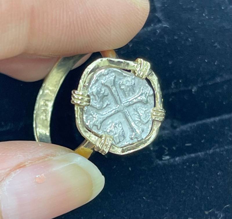 Atocha Shipwreck Schatz Mel Fisher Silber Münzring in 14Kt Massiver Goldfassung Und Band von KEYWESTTREASURESHOP