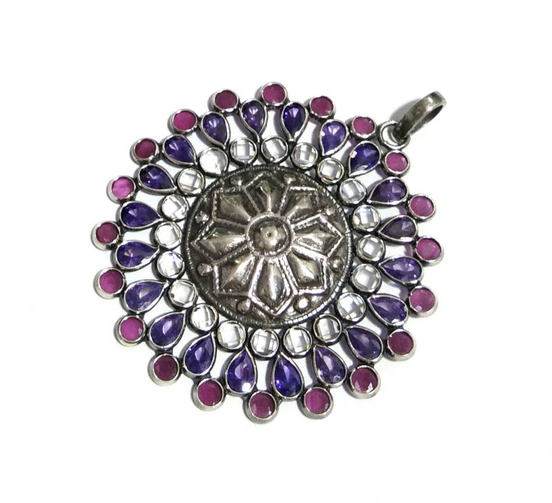 Natürlicher Mehrfarbiger Zirkonsteinanhänger, Massiver 925 Starling Silver Black Plated Anhänger, Steingröße 3 X Mm Geschenk Halloween Day Sale von KGNSilverJewellery