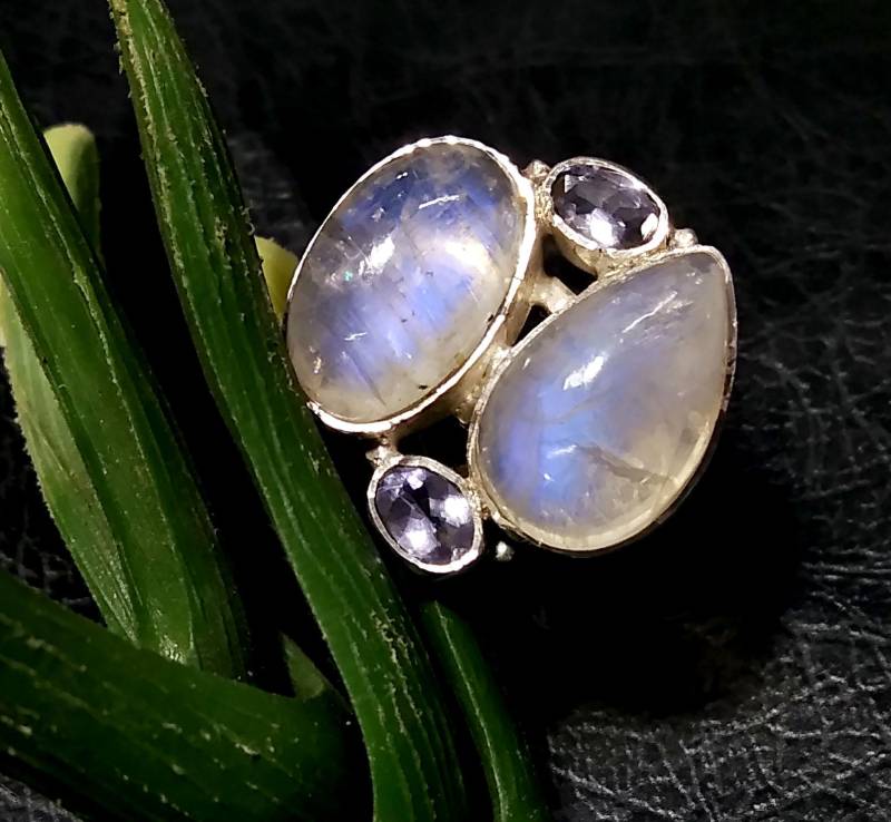 Natürlicher Regenbogen Mondstein/Tansanit Edelsteinring, 925 Massiv Sterling Silber Ring, Stein Größe 16 X 10 Mm Handgemachter Geschenkring von KGNSilverJewellery