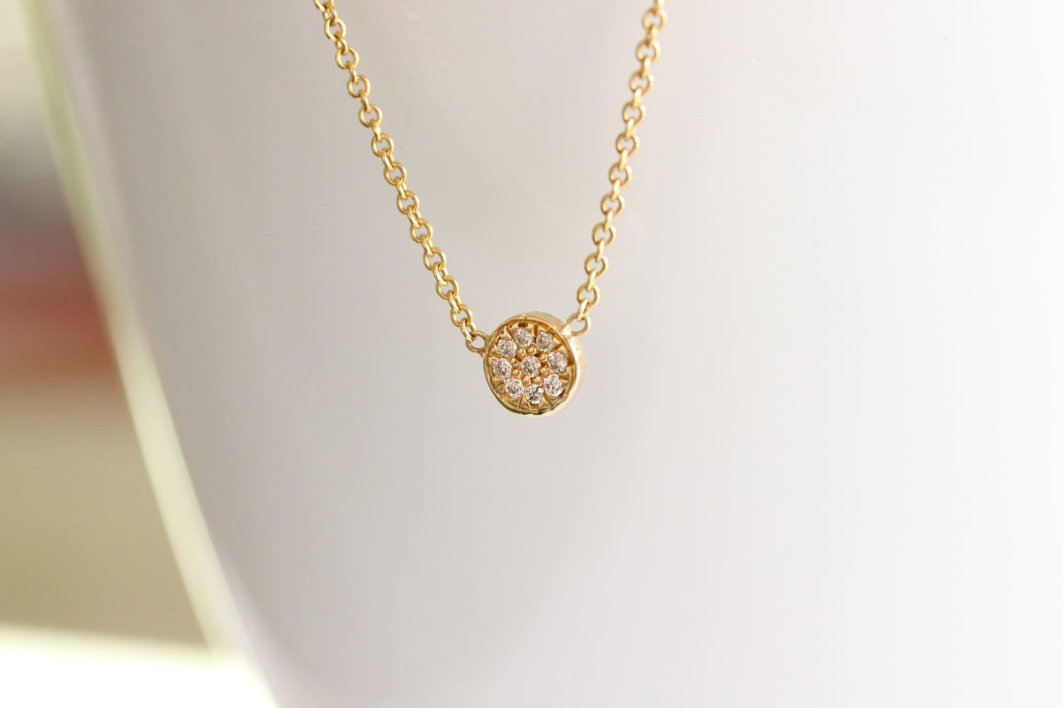 14K Solid Gelb Gold Diamant Pave Halskette 14K Solid Gelb Gold Diamant Pave Halskette von KHIMJEWELRY