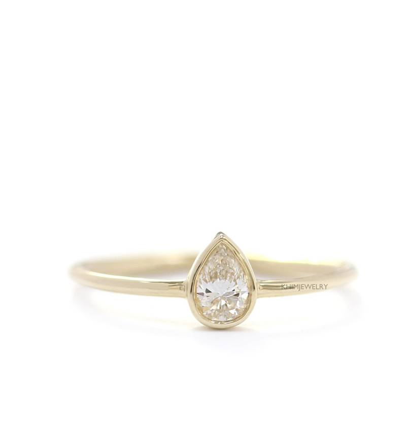 14K Gold Birne Diamant Verlobungsring Bezel Set Ehering von KHIMJEWELRY