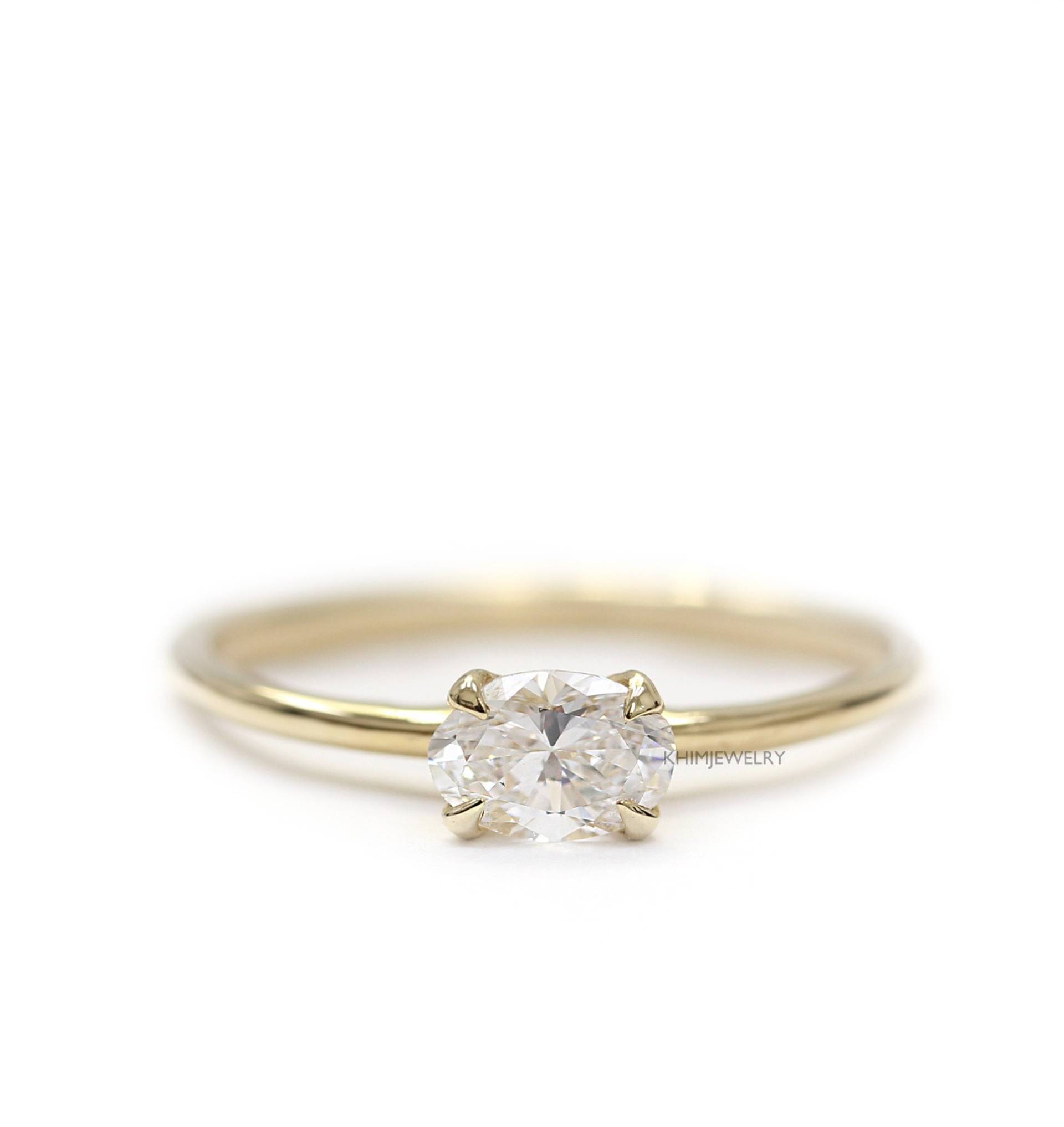 Oval Diamant Verlobungsring 0.37Ct, 14K Gold Solitär Ehering Oval Diamant Verlobungsring 0.37Ct, 14K Gold Solitär Ehering von KHIMJEWELRY