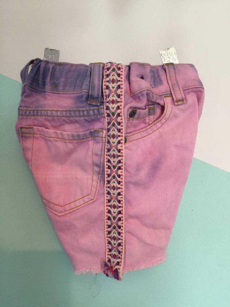 Krawatte Farbstoff Denim Abschnitte Mit Seite Taping Krawatte Farbstoff Denim Abschnitte Mit Seite Taping von KIDDYSTARDUSTNYC