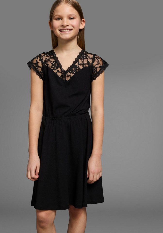 KIDSWORLD Jerseykleid Viskose-Kleid mit Spitze Schöne Spitzen-Ausschitt von KIDSWORLD