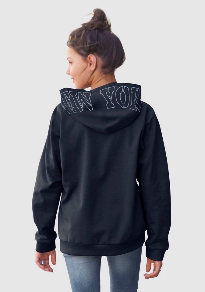 KIDSWORLD Kapuzensweatshirt Logo-Print in weiter Form mit Kapuzendruck von KIDSWORLD