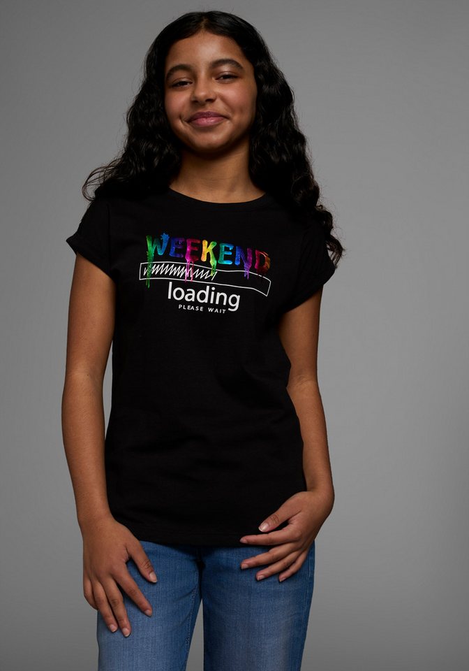 KIDSWORLD T-Shirt WEEKEND loading...please wait Kurzarm, weite Passform, bedruckte Optik, Rundhalsausschnitt von KIDSWORLD